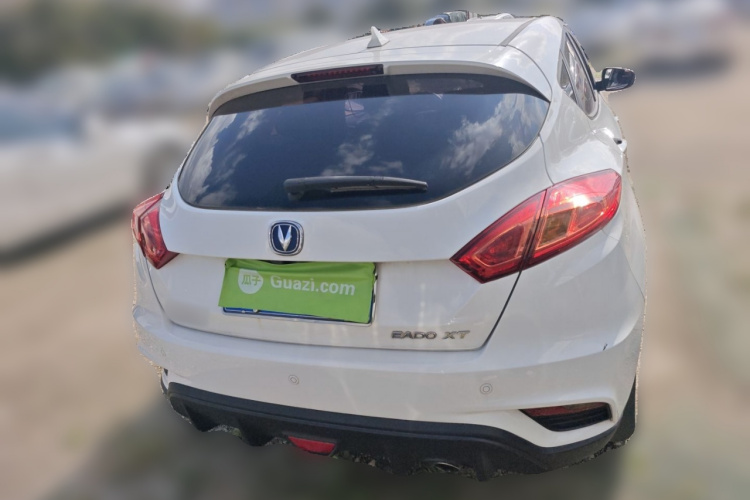 长安 逸动 2016款 XT 1.6L 自动俊酷型车身外观6004