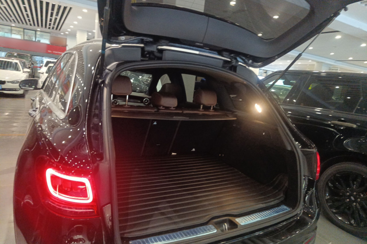 奔驰GLC 2020款 改款 GLC 260 L 4MATIC 动感型局部细节23