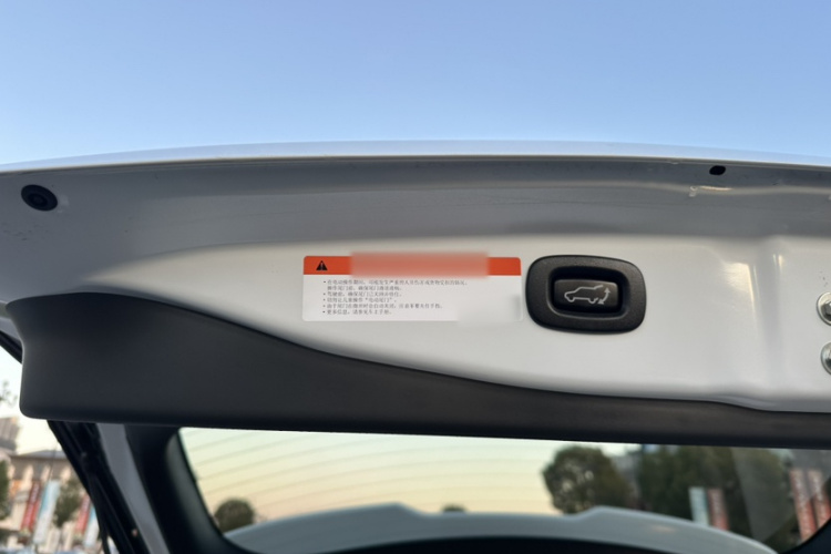 三菱 欧蓝德 2021款 2.4L 四驱致享版 7座中控内饰7005