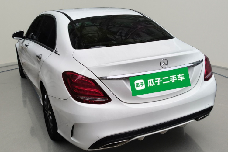 奔驰C级 2015款 改款 C 180 L 运动型车身外观5