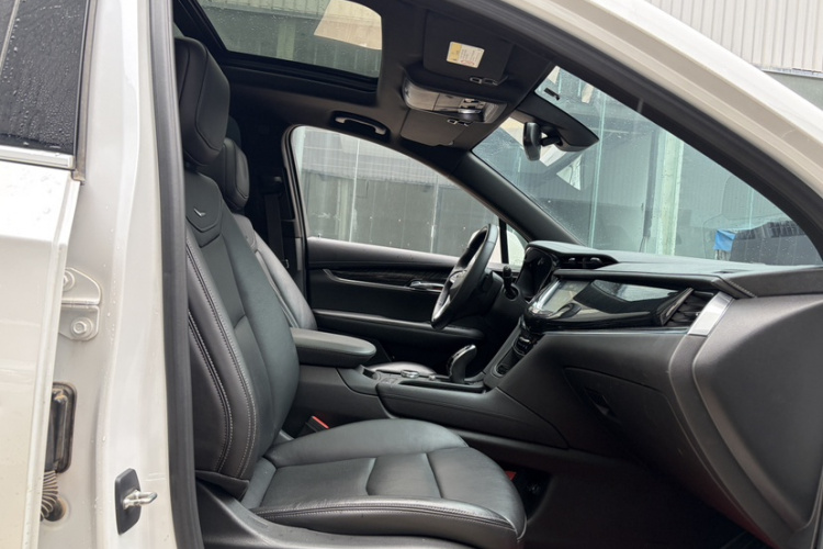 凯迪拉克XT6 2021款 28T 六座四驱豪华型局部细节41