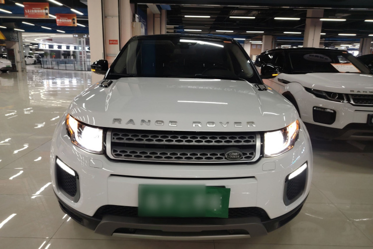 路虎 揽胜极光 2017款 2.0T 英伦锋尚版车身外观2