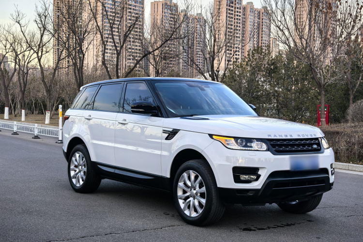 路虎 揽胜运动版 2014款 3.0 SC V6 HSE车身外观6002