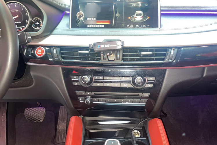 宝马X6（平行进口） 中控内饰7005