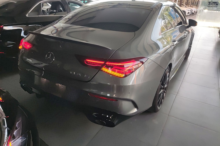 奔驰CLA AMG 2023款 AMG CLA 35 4MATIC车身外观7