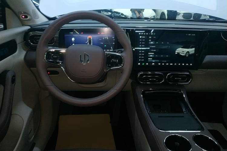 零跑汽车 零跑C11 2023款 增程 285智享版局部细节13