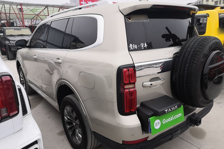 坦克500 2022款 3.0T 运动版 造境型 5座车身外观4