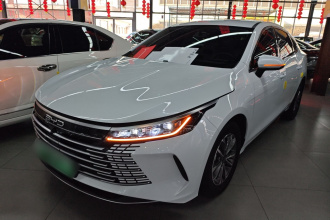 比亚迪 驱逐舰05 2024款 荣耀版 DM-i 55KM 豪华型