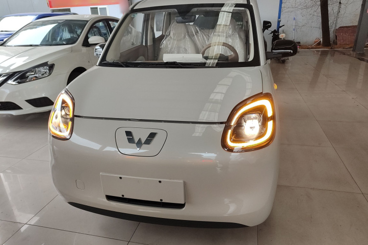 五菱汽车 宏光MINIEV 2025款 四门版 进阶款车身外观2