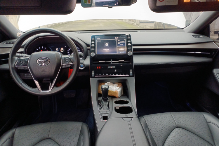 丰田 亚洲龙 2021款 2.5L 豪华版中控内饰12