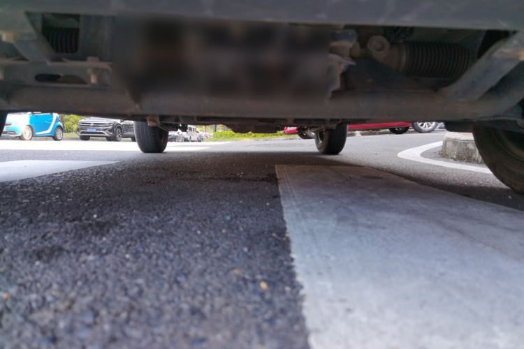 五菱汽车 宏光MINIEV 2021款 马卡龙时尚款 磷酸铁锂局部细节9008