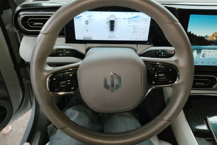 零跑汽车 零跑C01 2022款 四驱双电机性能版局部细节13