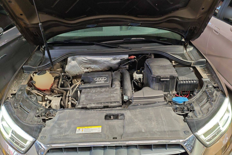 奥迪Q3 2018款 30周年年型 30 TFSI 时尚型局部细节24