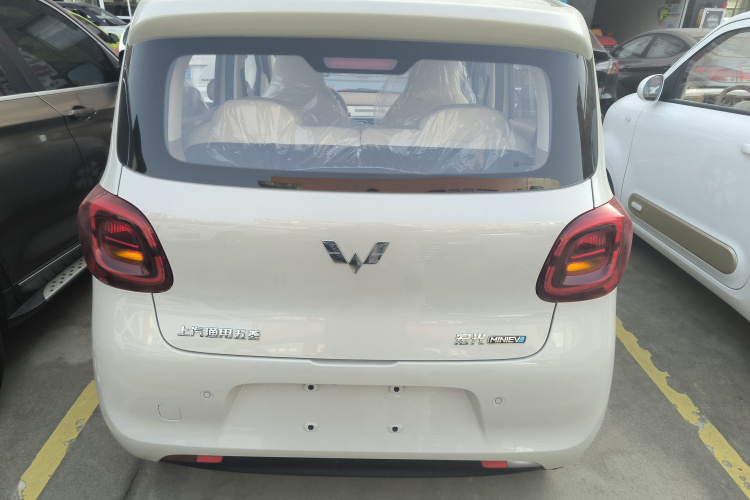 五菱汽车 宏光MINIEV 2025款 四门版 进阶款车身外观6