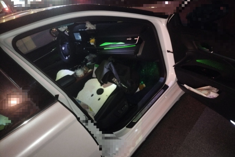 丰田 凯美瑞 2024款 双擎 2.0HXS 运动Plus版局部细节9005