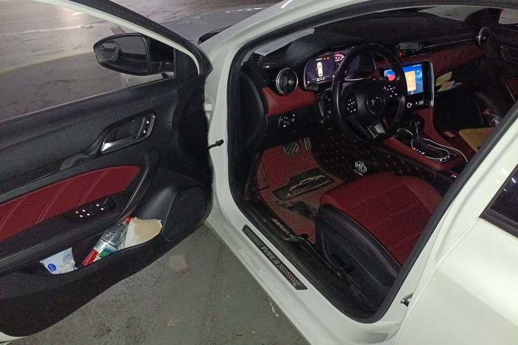 名爵 MG6 2019款 20T 自动Trophy竞技版+BOSE音响豪华套装中控内饰7003