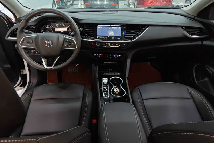 别克 君威 2024款 25T 超享版中控内饰7002