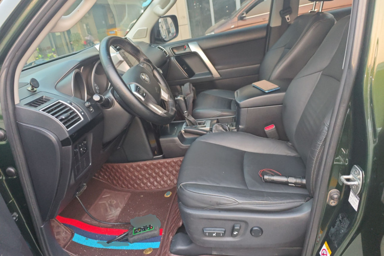 丰田 普拉多 2016款 2.7L 自动标准版局部细节19