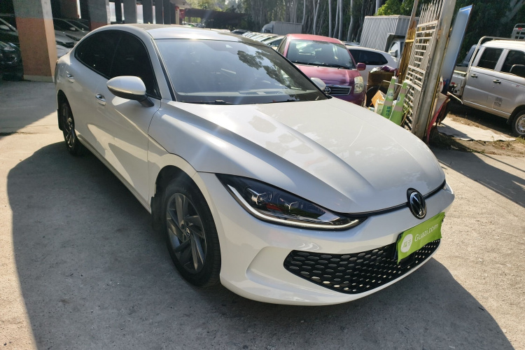 大众 2025款 凌渡L 280TSI DSG炫辣版车身外观3