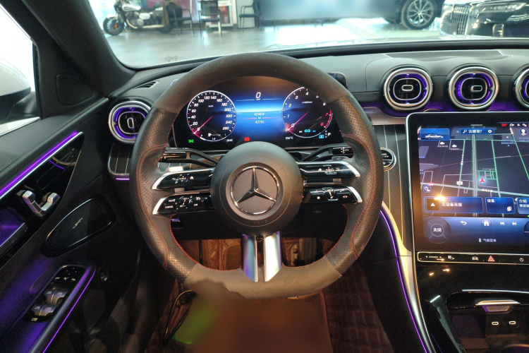 奔驰C级 2022款 改款 C 260 L 运动版局部细节13