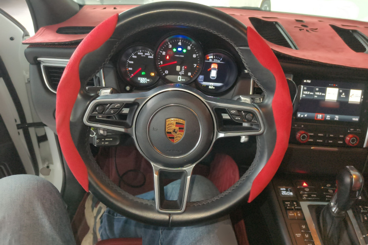 保时捷 2017款  Macan 2.0T中控内饰13