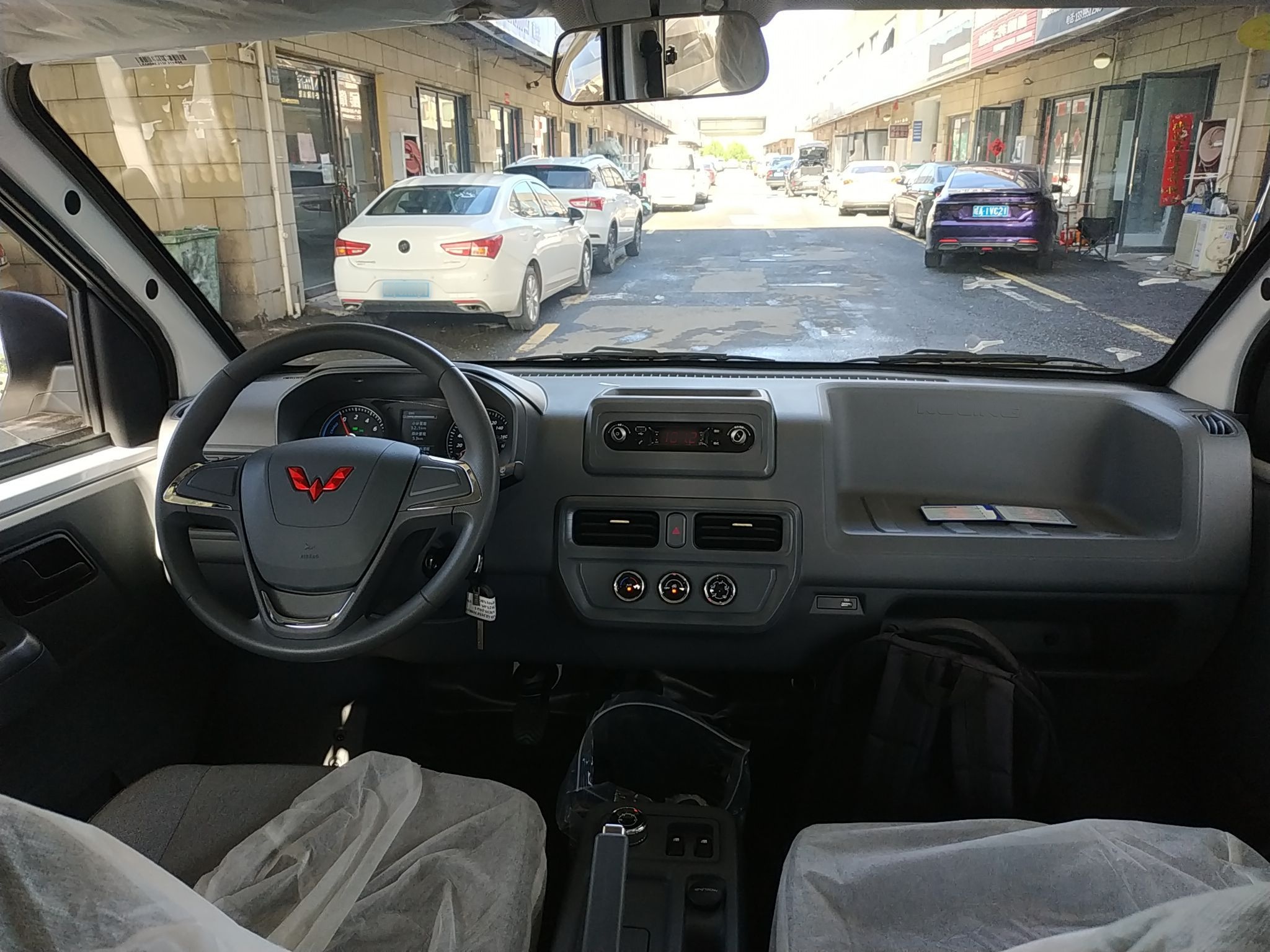 五菱汽车 五菱扬光 2024款 300KM 舒适型客车版 75kW