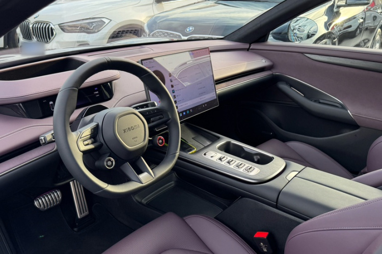 小米汽车 小米SU7 2024款 四驱超长续航高阶智驾Max版中控内饰7008