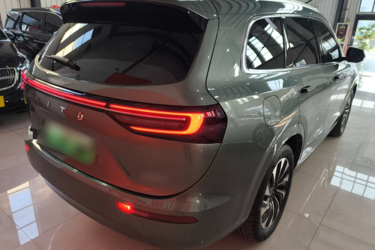 鸿蒙智行 问界M7 2024款 1.5T 后驱Plus版 5座车身外观6005