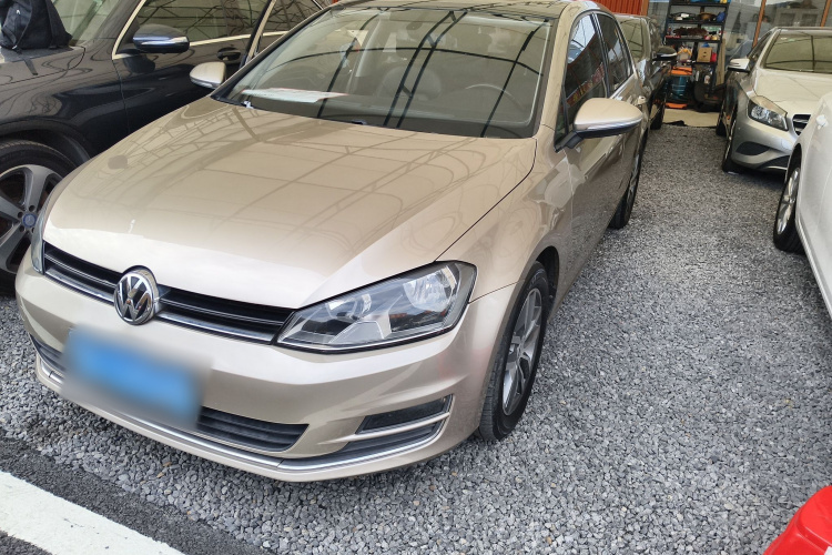 大众 高尔夫 2016款 230TSI 自动豪华型车身外观1