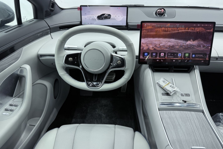 鸿蒙智行 智界S7 2024款 Pro中控内饰7003