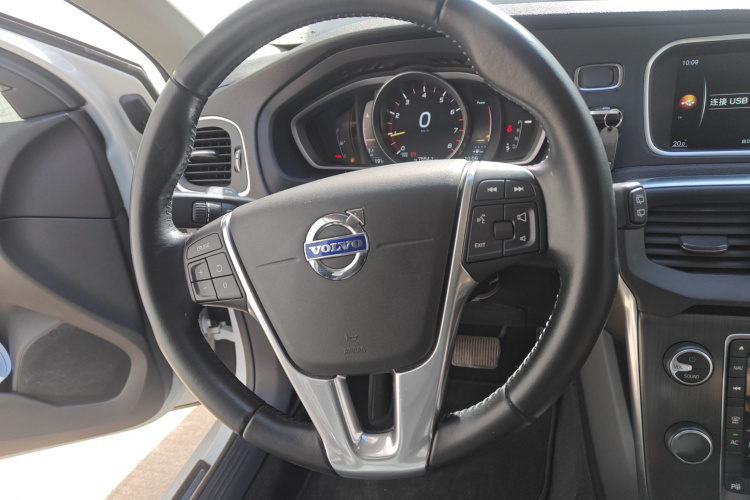 沃尔沃V40 2016款 T4 智雅版局部细节13