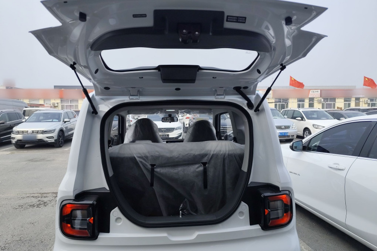 吉利银河 熊猫 2025款 210km 元气熊机舱底盘23