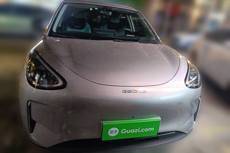 吉利银河 星愿 2025款 UP 410km 探索版车身外观2