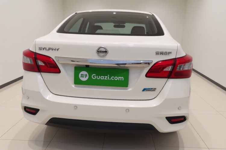 日产 轩逸 2016款 1.6XE CVT舒适版车身外观6