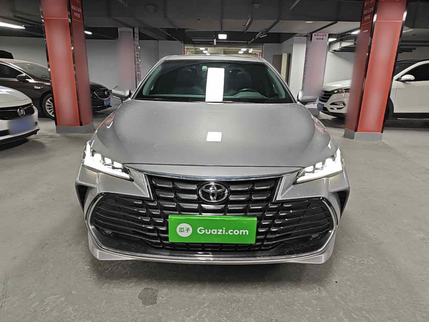 丰田 亚洲龙 2023款 2.0L 豪华版(1)