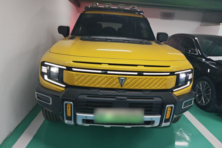 深蓝汽车 深蓝G318 2025款 无忧穿越版 四驱秘境版车身外观2