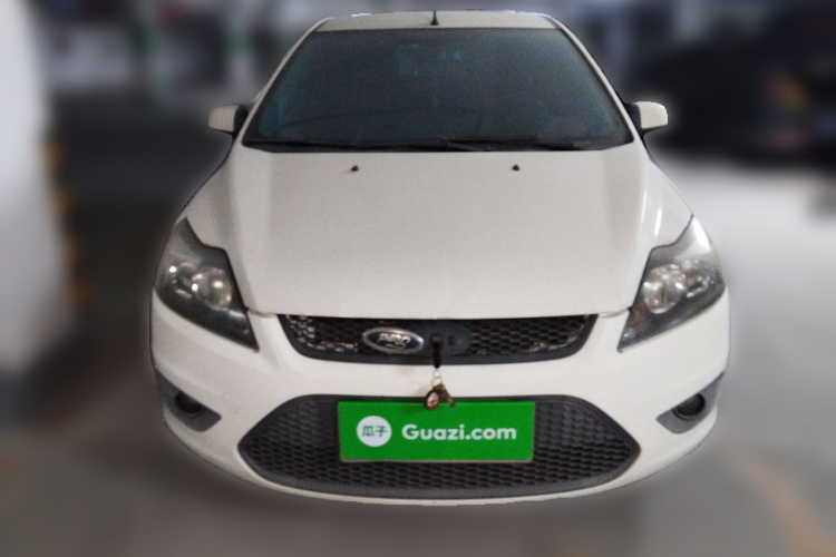 福特 福克斯 2013款 两厢经典 1.8L 手动基本型车身外观2