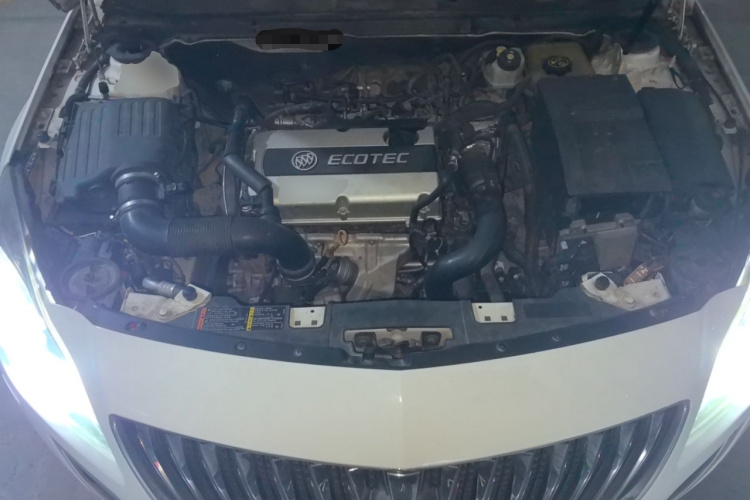 别克 君威 2015款 1.6T 精英技术型局部细节24