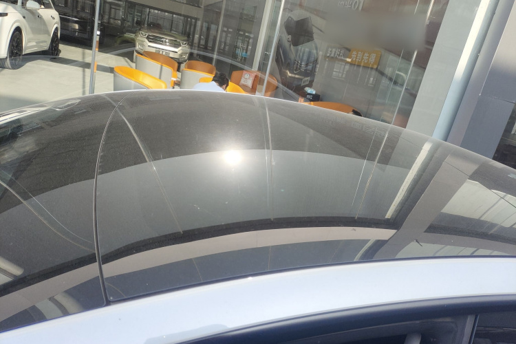 特斯拉 Model 3 2022款 Performance高性能全轮驱动版局部细节57