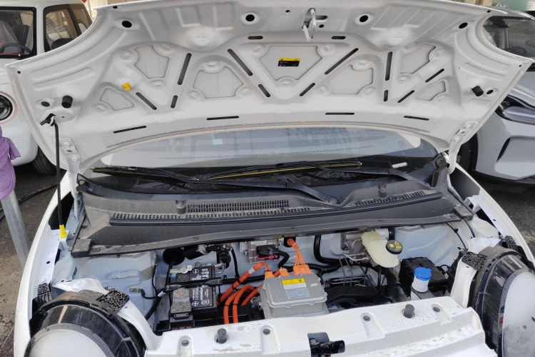 长安启源 长安Lumin 2025款 205km 香沁款机舱底盘24