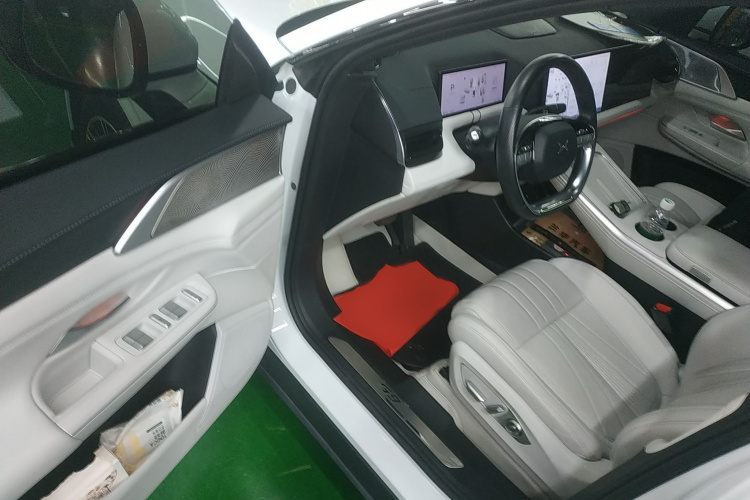 小鹏G9 2024款 702 Max中控内饰7003