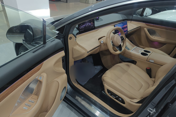 鸿蒙智行 智界R7 2024款 纯电 667km Max中控内饰7003