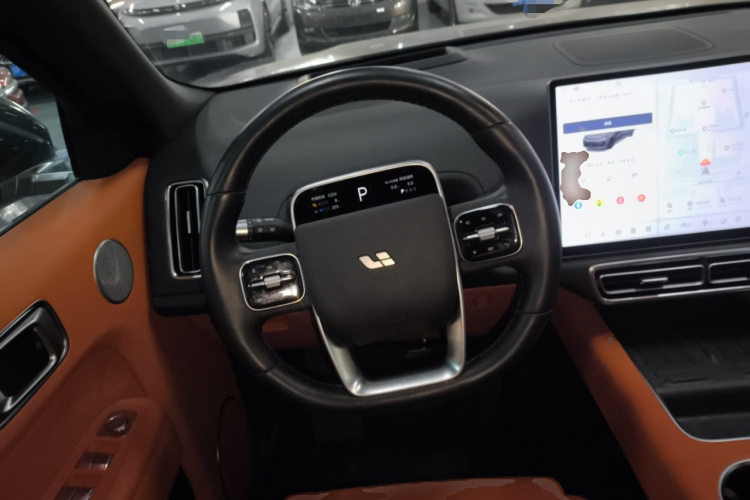 理想汽车 理想L8 2023款 Pro中控内饰13