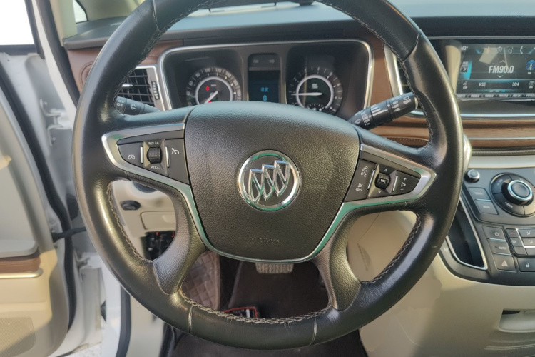 别克GL8 2018款 28T 豪华型 国VI中控内饰13