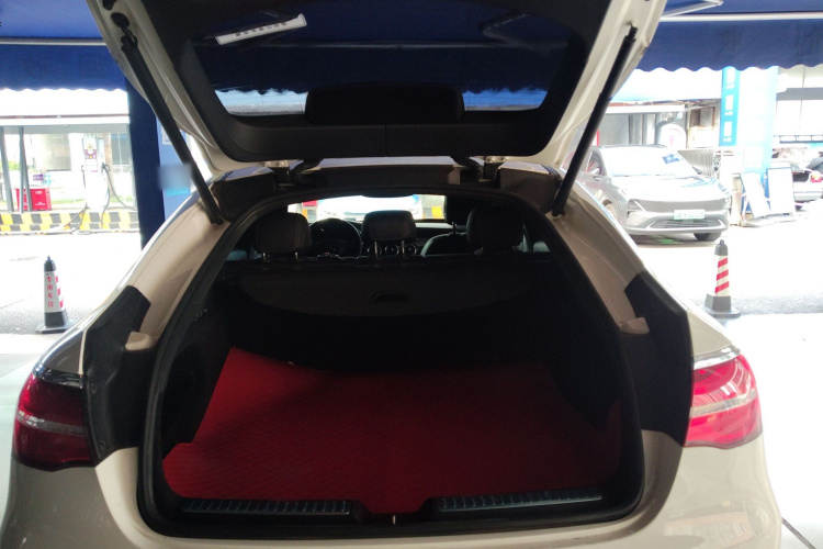 奔驰GLC轿跑  GLC 200 4MATIC 轿跑SUV局部细节23