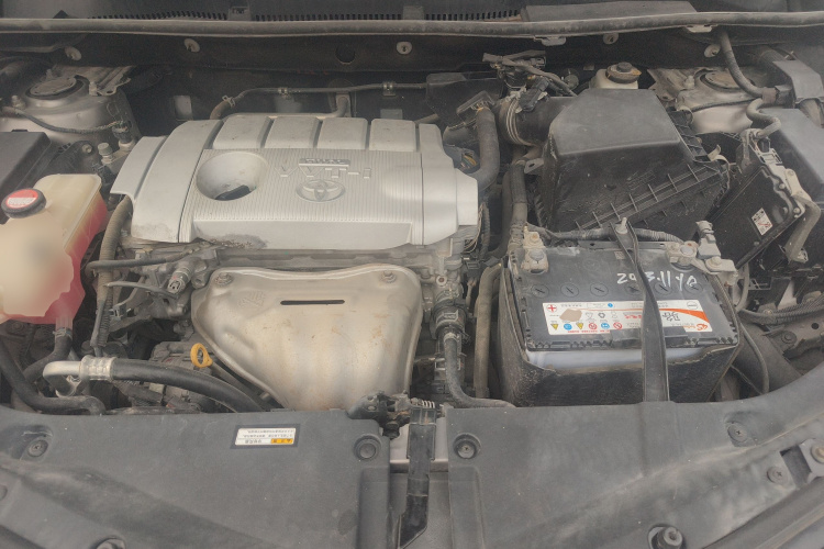 丰田 RAV4荣放 2016款 2.5L 自动四驱精英版局部细节24