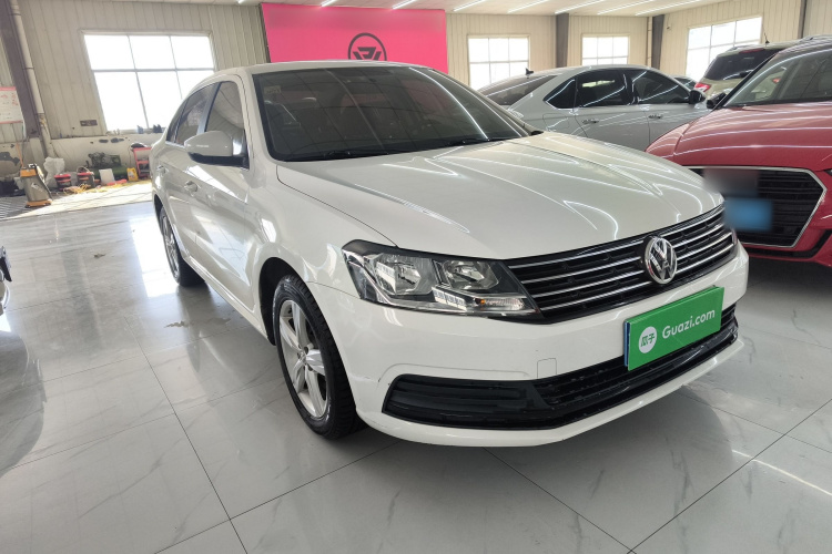 大众 朗逸 2018款 经典 1.5L 手动风尚版 国VI车身外观3