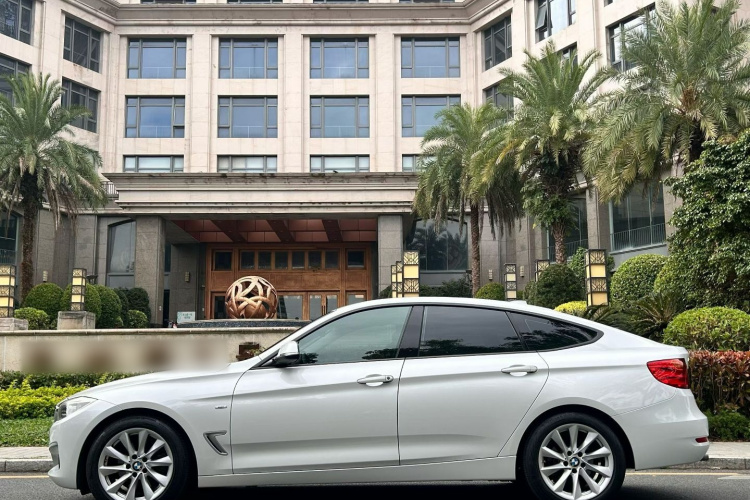 宝马3系GT 2013款 328i 风尚设计套装车身外观6003