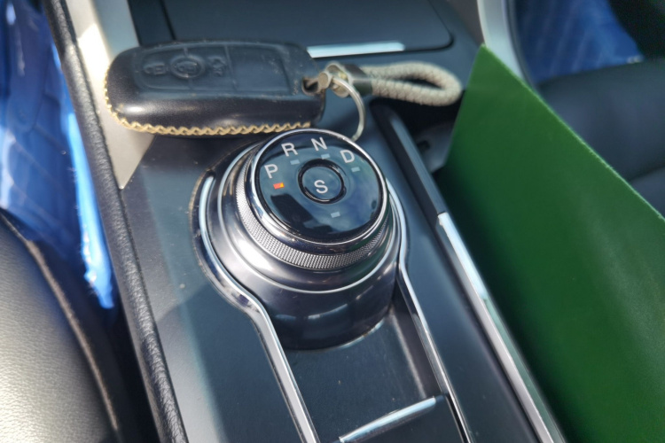 福特 蒙迪欧 2017款 改款 EcoBoost 180 时尚型局部细节18