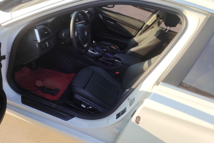 宝马3系 2018款 320Li 时尚型局部细节19